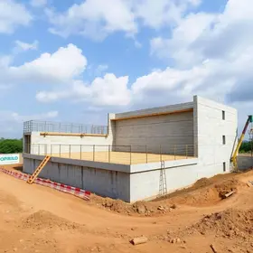obras do Ginásio de Esportes do Alvorada