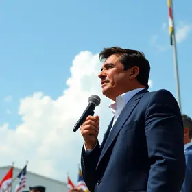 Caiado lança campanha à Presidência no Entorno do Distrito Federal